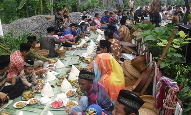 Tradisi Nyadran Bersama Dusun Resowinangun dan Dusun Ngaglik